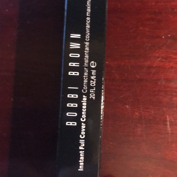 Brand new in box Bobbi Brown instant full cover ivory concealer - Picture 3 of 6